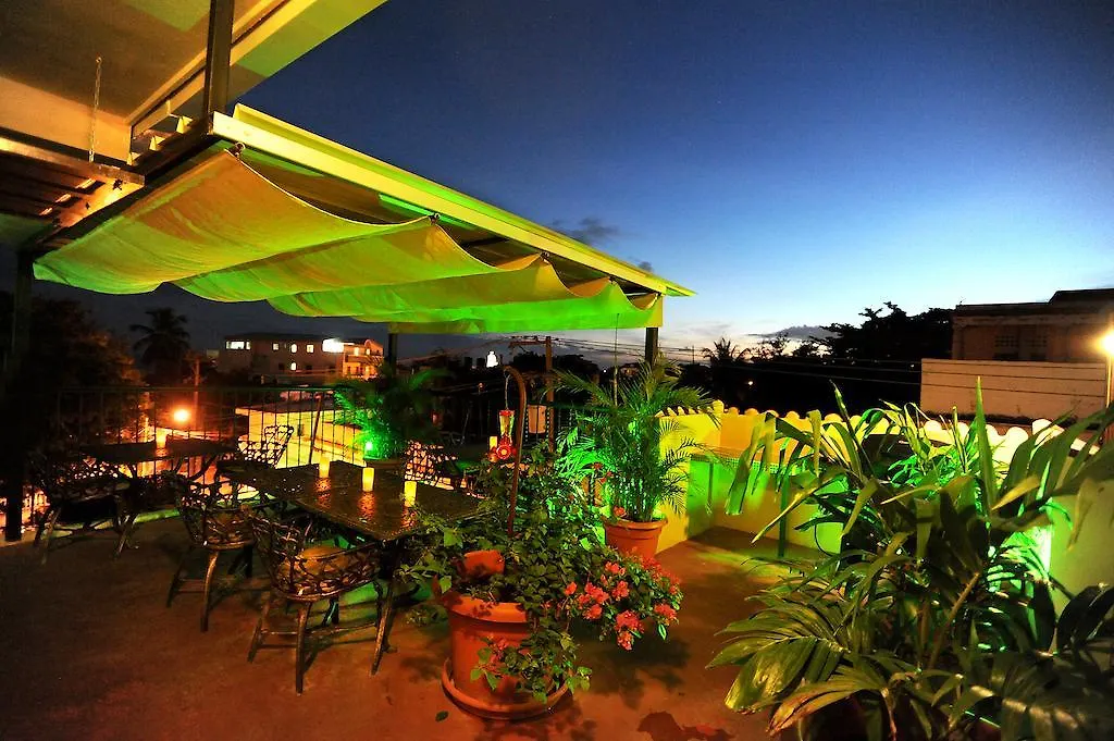 Casa Del Sol Bed and Breakfast Σάντο Ντομίγκο 2*,  Δομινικανή Δημοκρατία